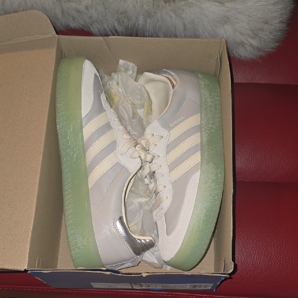 Adidas Sambae Sneakers in Gray With Transparent Green Sole, Sz 11 - Picture 7 of 8